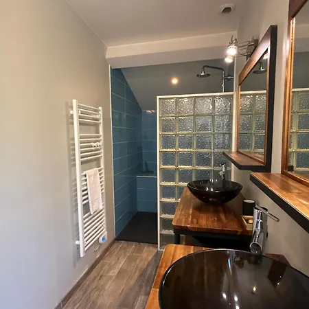 Casa de Férias Le Clos Sarrail Maison Centre Jardin 8 Personnes Bressuire