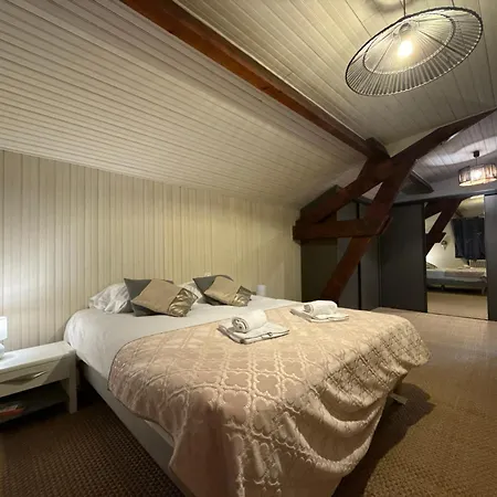 Le Clos Sarrail Maison Centre Jardin 8 Personnes *