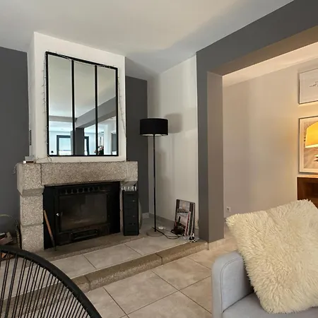 Le Clos Sarrail Maison Centre Jardin 8 Personnes Hébergement de vacances *
