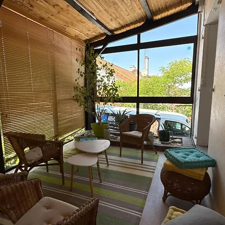 Le Clos Sarrail Maison Centre Jardin 8 Personnes *