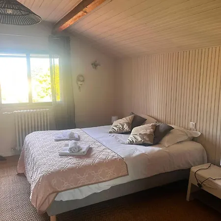 Le Clos Sarrail Maison Centre Jardin 8 Personnes *